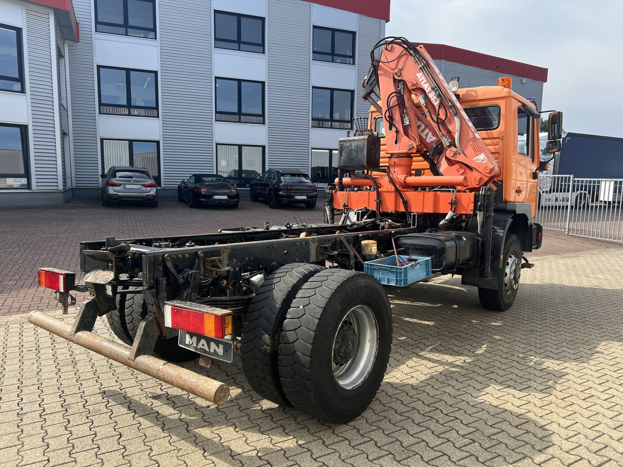 Cab chassis truck, Crane truck MAN 18.255 MAK 4x4 BB 18.255 MAK 4x4 BB, Kran Atlas AK 85.1 A1: picture 9 Cab chassis truck, Crane truck MAN 18.255 MAK 4x4 BB 18.255 MAK 4x4 BB, Kran Atlas AK 85.1 A1: picture 9