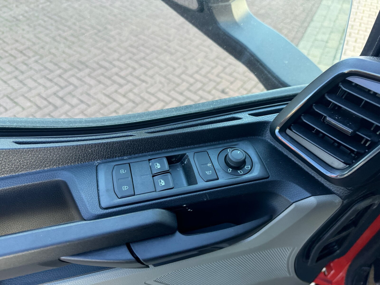 Leasing of MAN TGL 8.190 4x2 BB CH TGL 8.190 4x2 BB CH, City-Abroller MAN TGL 8.190 4x2 BB CH TGL 8.190 4x2 BB CH, City-Abroller: picture 6 Leasing of MAN TGL 8.190 4x2 BB CH TGL 8.190 4x2 BB CH, City-Abroller MAN TGL 8.190 4x2 BB CH TGL 8.190 4x2 BB CH, City-Abroller: picture 6