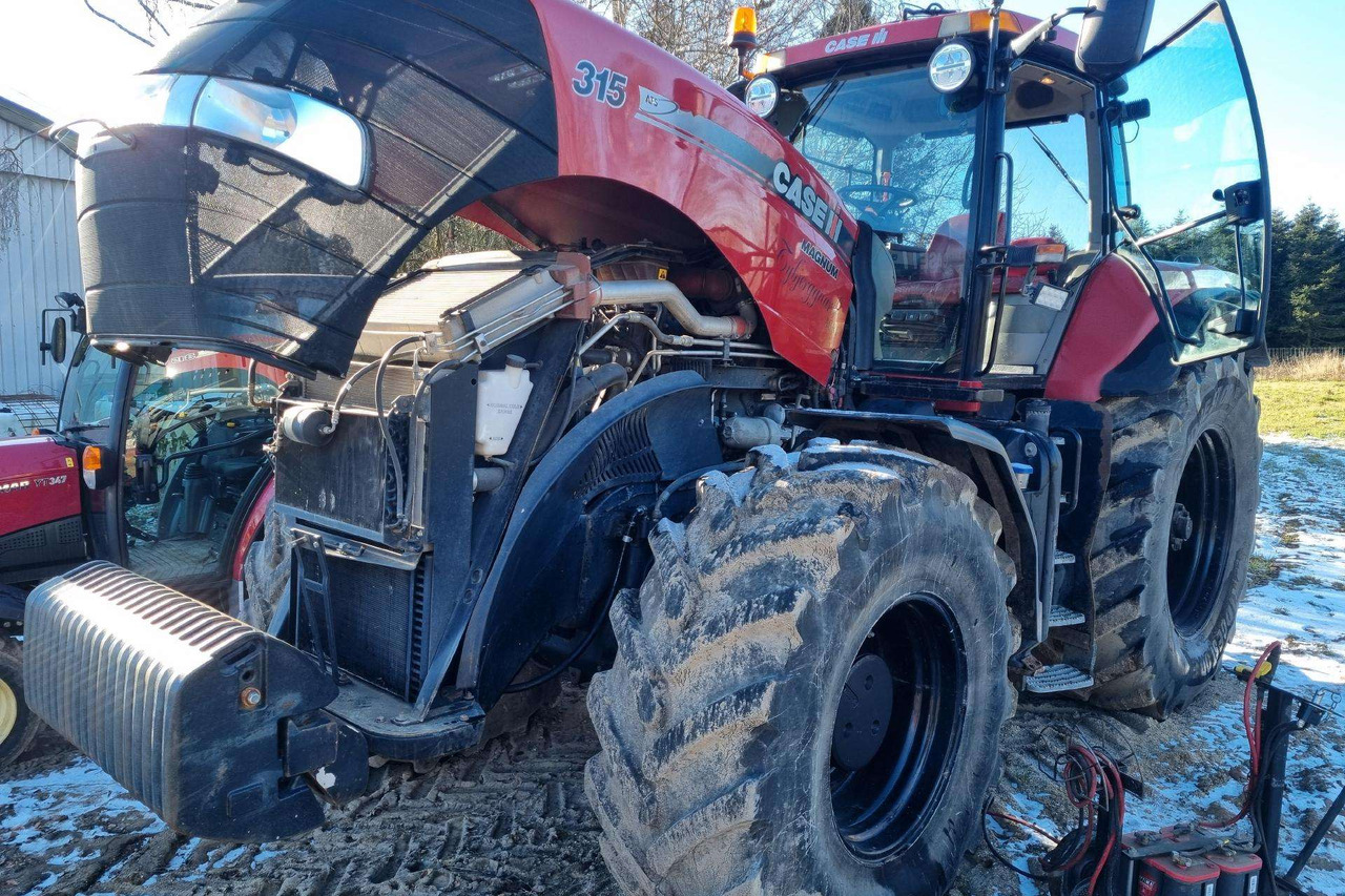 Farm tractor Case-IH Magnum 315: picture 7