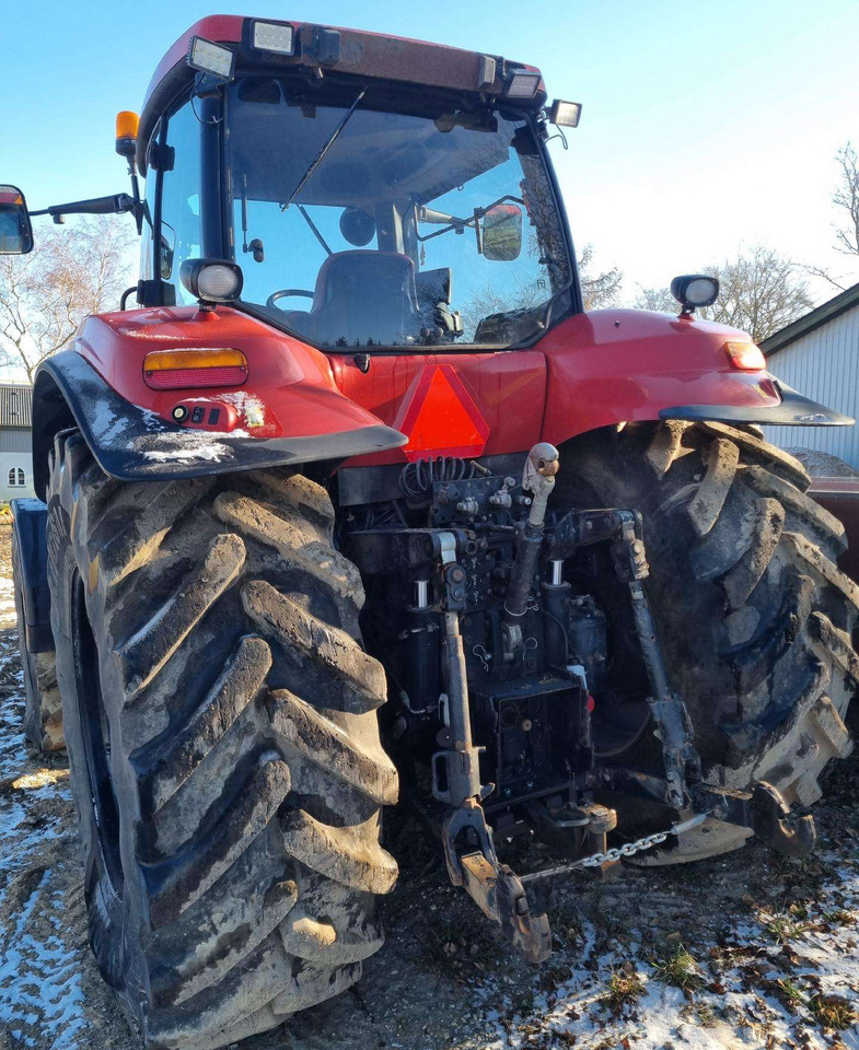 Farm tractor Case-IH Magnum 315: picture 9