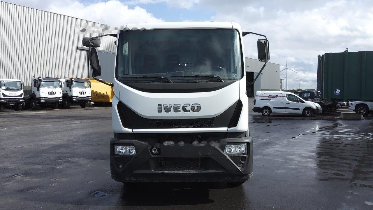 New Tank truck IVECO Eurocargo ML180E28 water tank: picture 8