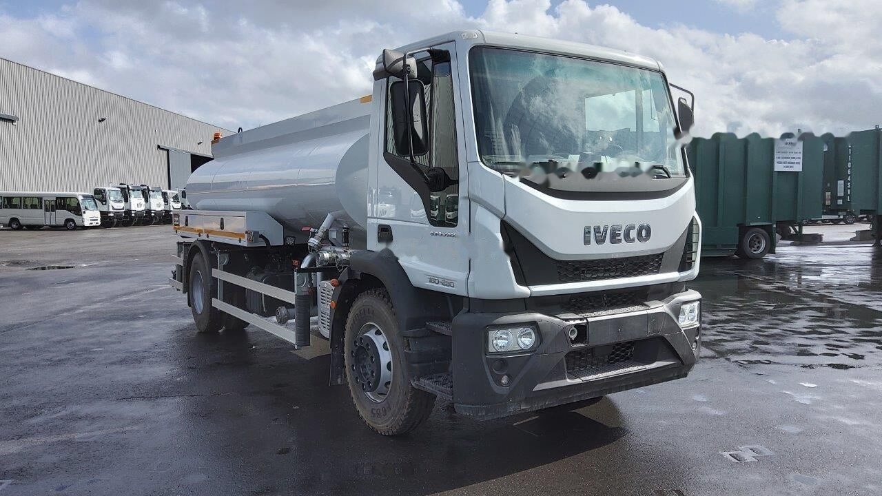 New Tank truck IVECO Eurocargo ML180E28 water tank: picture 7