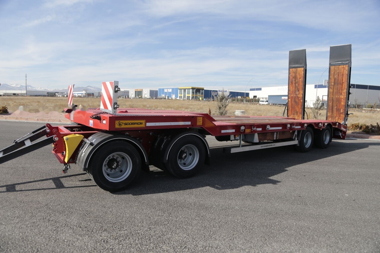 New Low loader trailer for transportation of heavy machinery Scorpion Trailer 2024 UNUSED 4 AXLE (MANUFACTURER COMPANY): picture 16