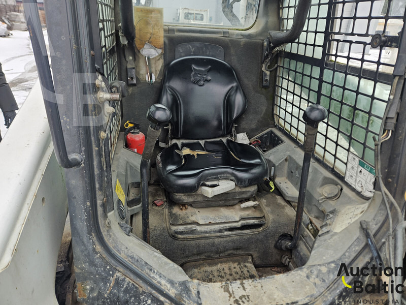 Skid steer loader Bobcat S 650: picture 9