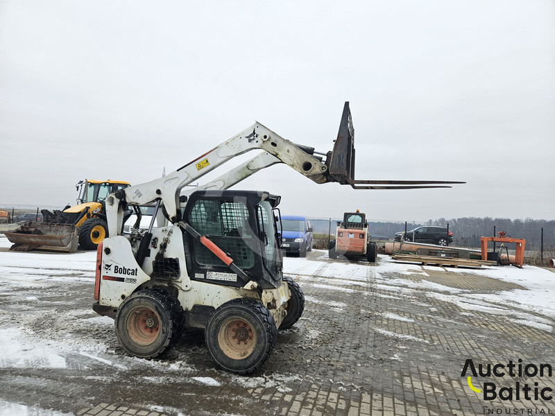 Skid steer loader Bobcat S 650: picture 7