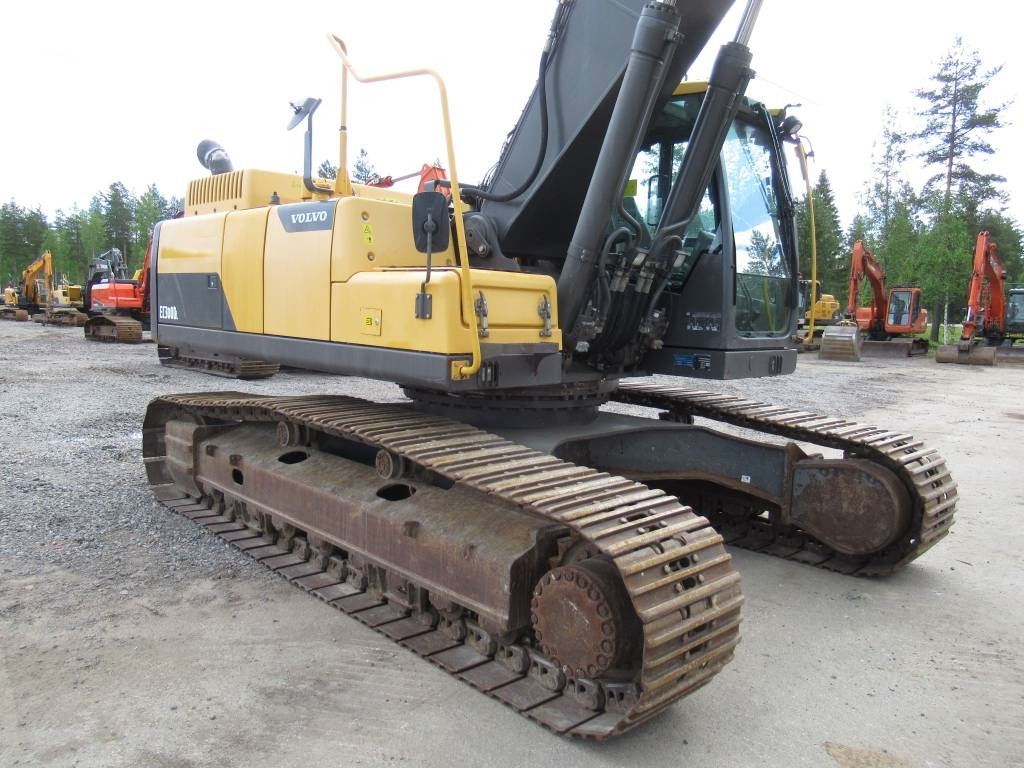 Crawler excavator Volvo EC300DL PYÖRITTÄJÄLLÄ: picture 9