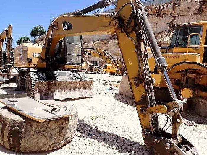 Excavator CAT M320F: picture 8