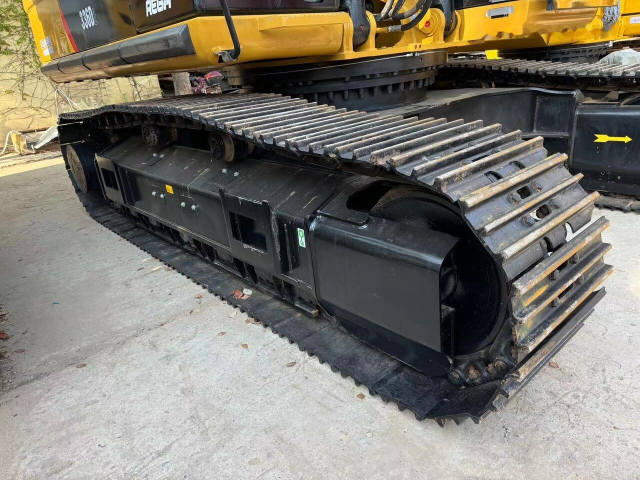 Crawler excavator Caterpillar 336d2: picture 6