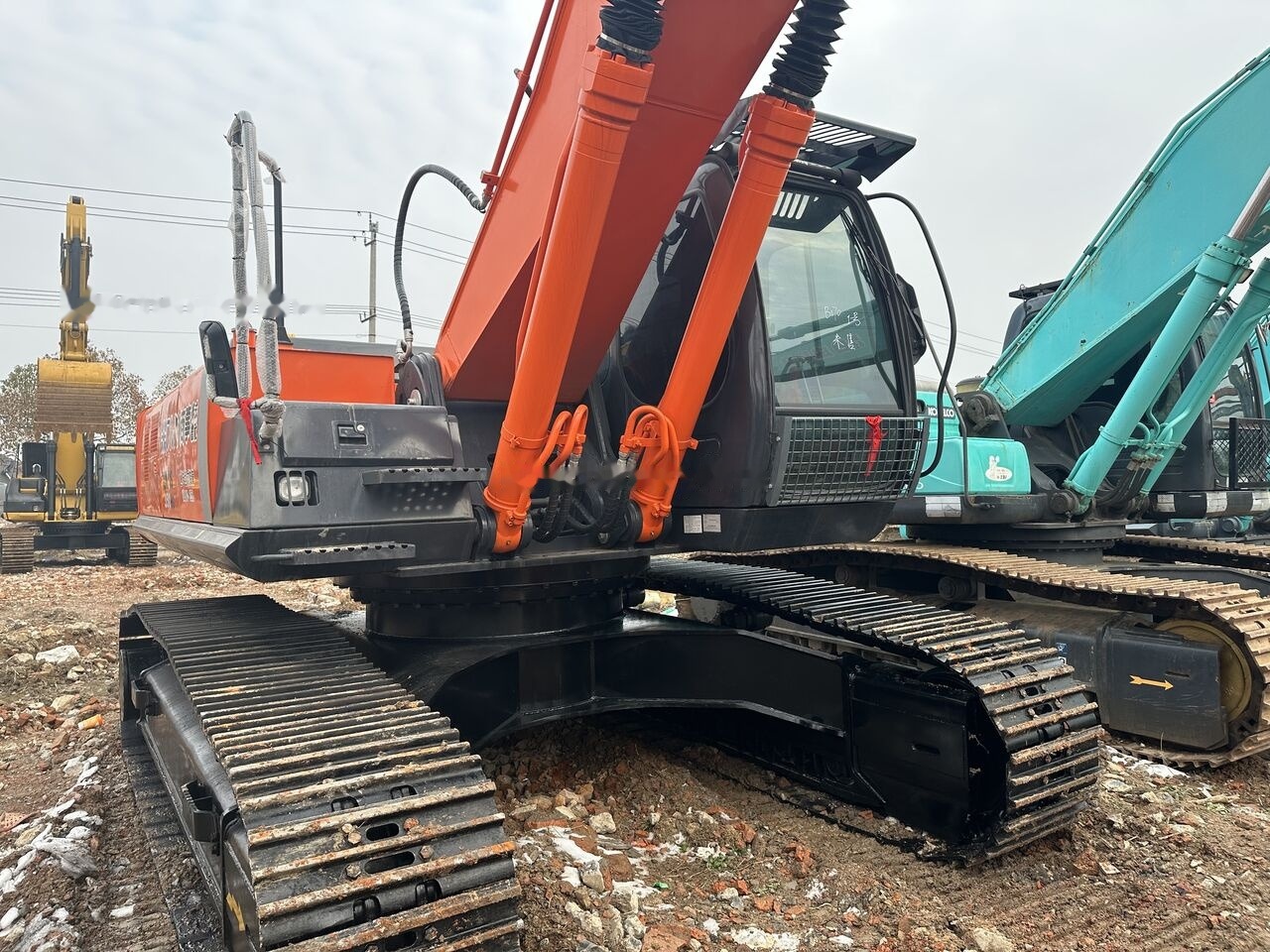 Crawler excavator Hitachi ZX350HG: picture 6