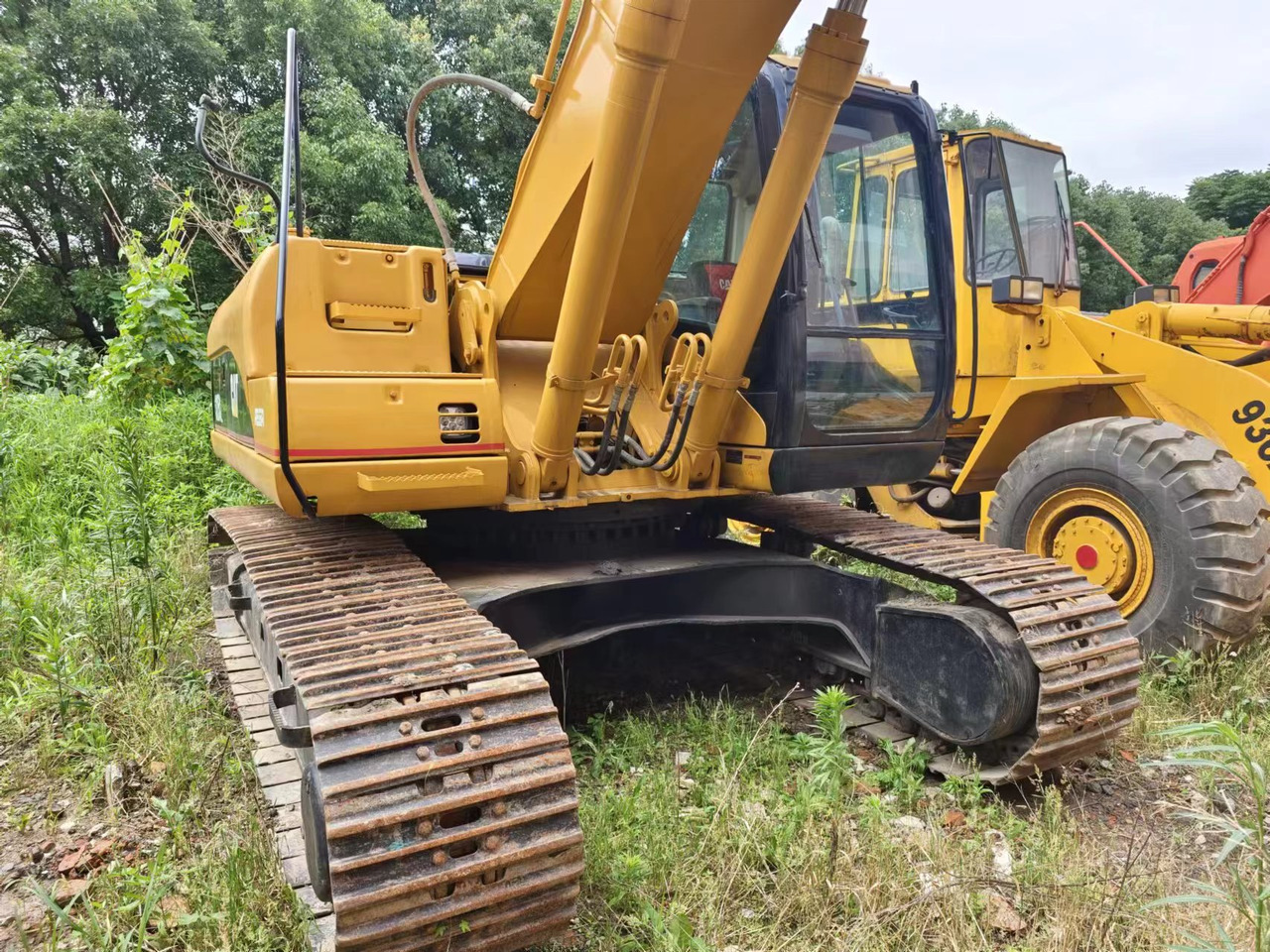 Crawler excavator CATERPILLAR CAT 325C: picture 8