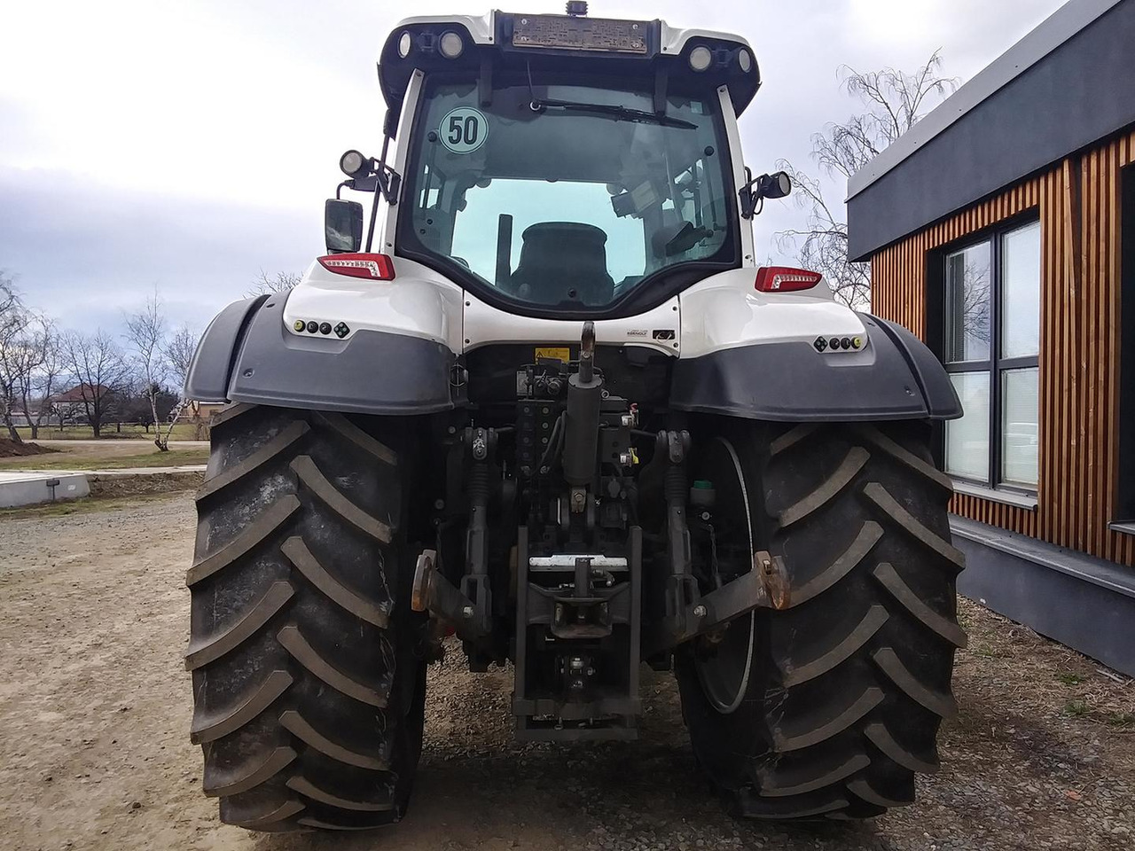 Farm tractor Valtra T, 254, Versu: picture 6