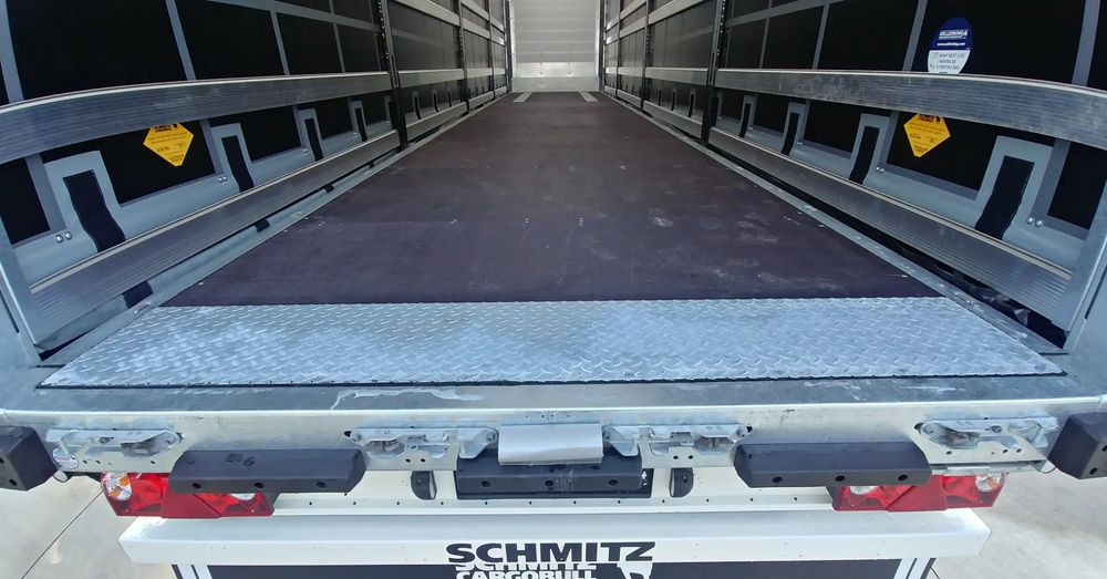 New Curtainsider semi-trailer Schmitz Cargobull VARIOS: picture 11