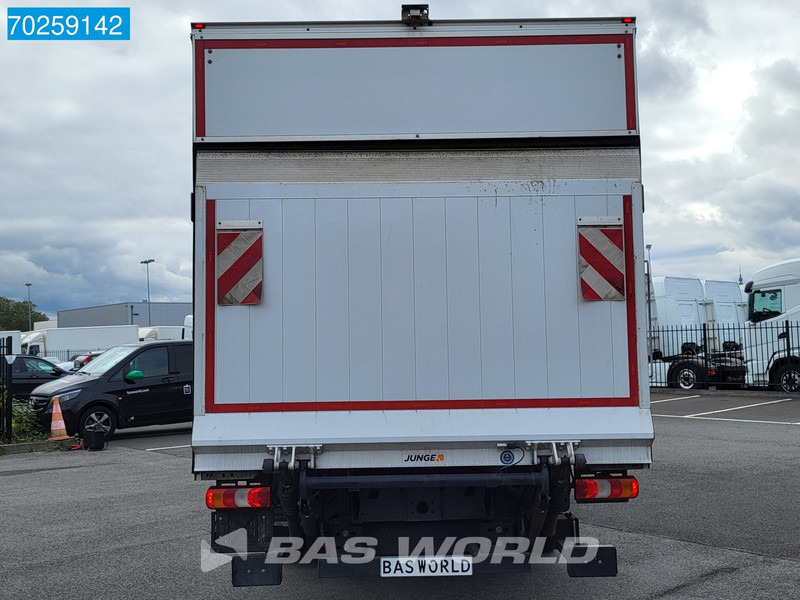 Refrigerator truck Mercedes-Benz Atego 816 4X2 7.49t Thermoking B-100 Max Ladebordwand Junge: picture 11