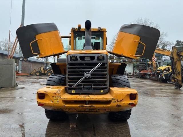 Wheel loader Volvo L 110 E: picture 23