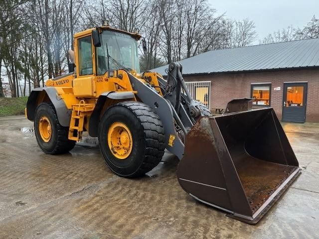 Wheel loader Volvo L 110 E: picture 6