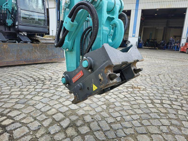 Crawler excavator Kobelco SK130LC-11: picture 7