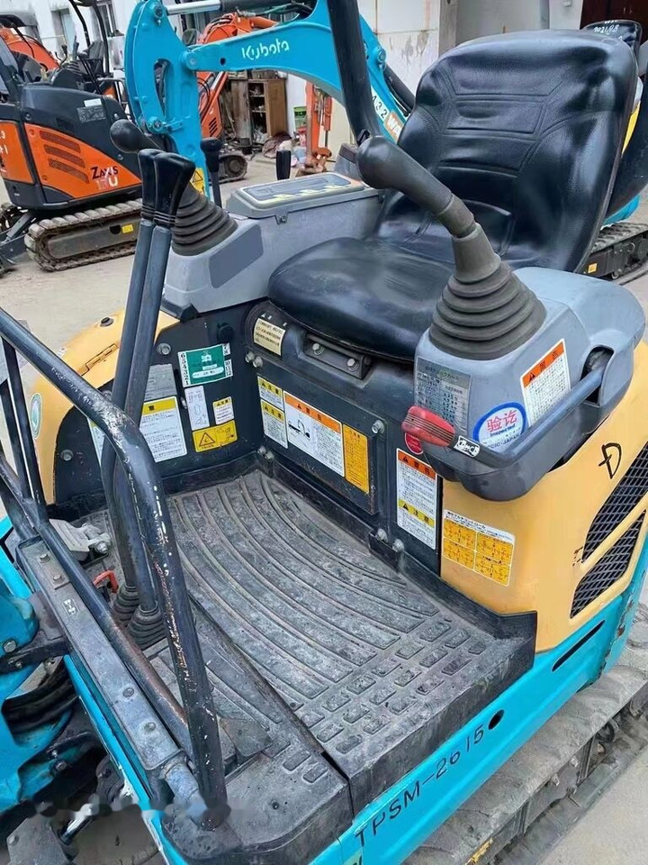 Mini excavator Kubota U17: picture 6