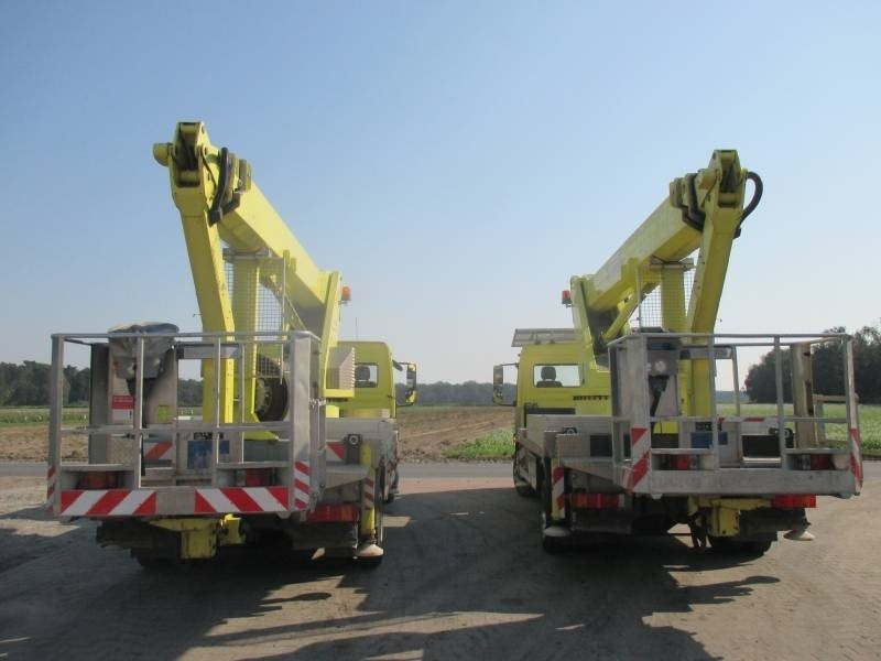 Truck mounted aerial platform Wumag WT 230: picture 15