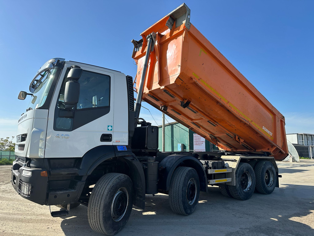 Leasing of  Iveco Trakker Tipper Iveco Trakker Tipper: picture 9