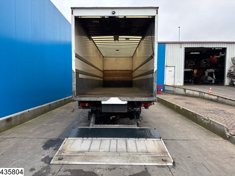 Box truck DAF LF 220 EURO 6, BÄR-Cargolift: picture 13