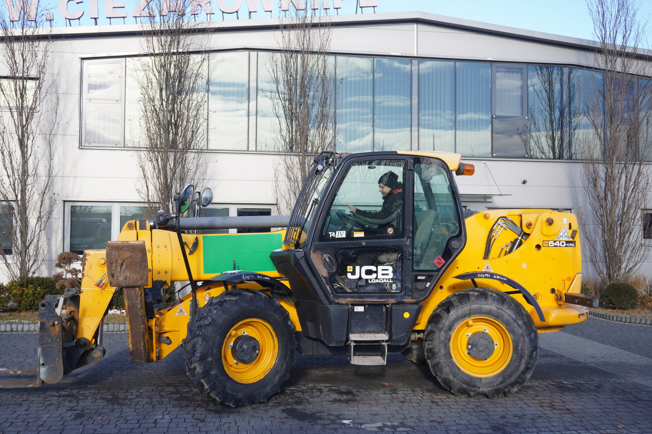 Leasing of JCB 540-170 Telescopic Loader / 17m / joystick JCB 540-170 Telescopic Loader / 17m / joystick: picture 16