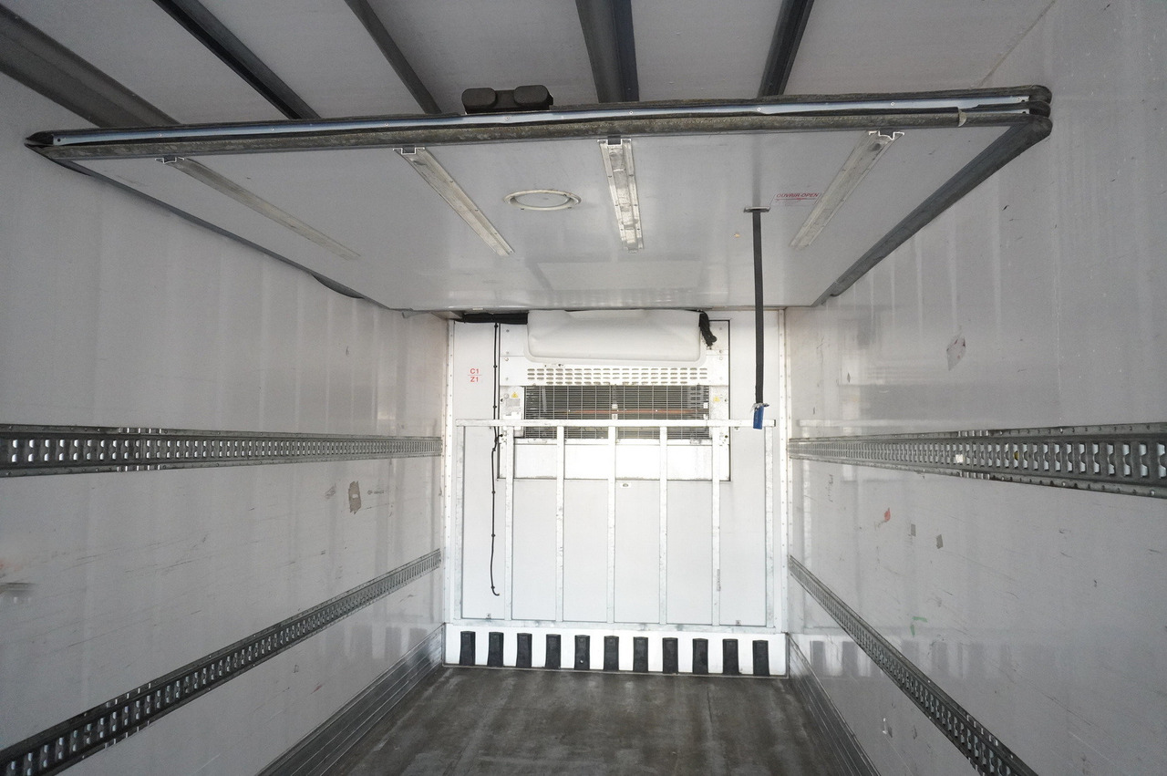 Refrigerator semi-trailer LAMBERET Lamberet refrigerated semi-trailer / Carrier Vector 1950 MT (Multitemperature) / Dhollandia lift 2500 kg: picture 19