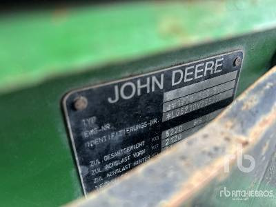 Farm tractor JOHN DEERE 6210SE: picture 9