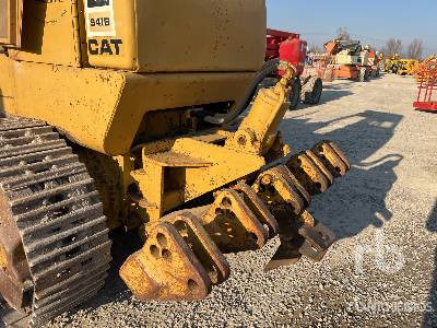 Crawler loader CAT 941B: picture 35