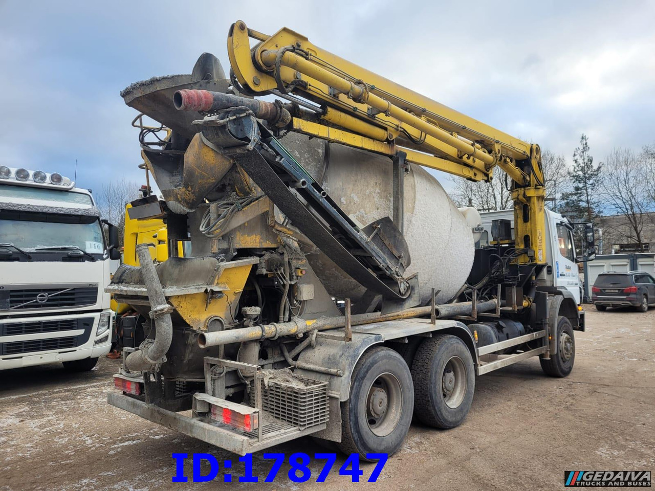 Concrete pump truck MERCEDES-BENZ Axor 2633 6x4 Schwing 750: picture 8