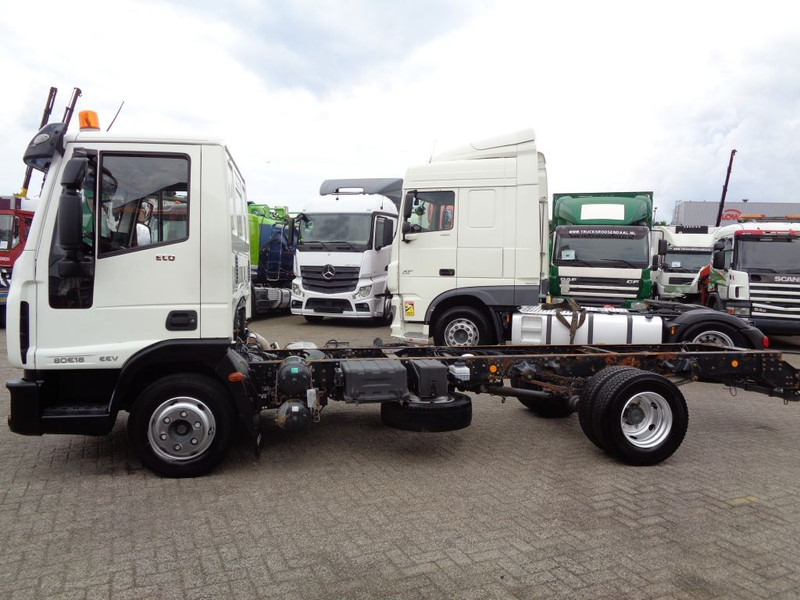 Cab chassis truck Iveco EuroCargo 80E18 + PTO + Euro 5 + blad-blad: picture 10