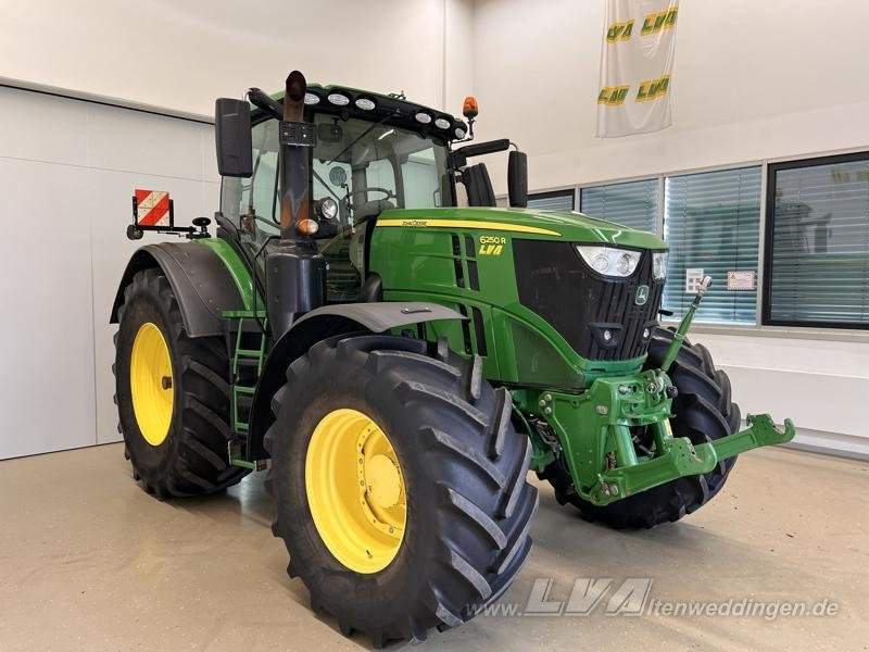 Farm tractor John Deere 6250R: picture 10