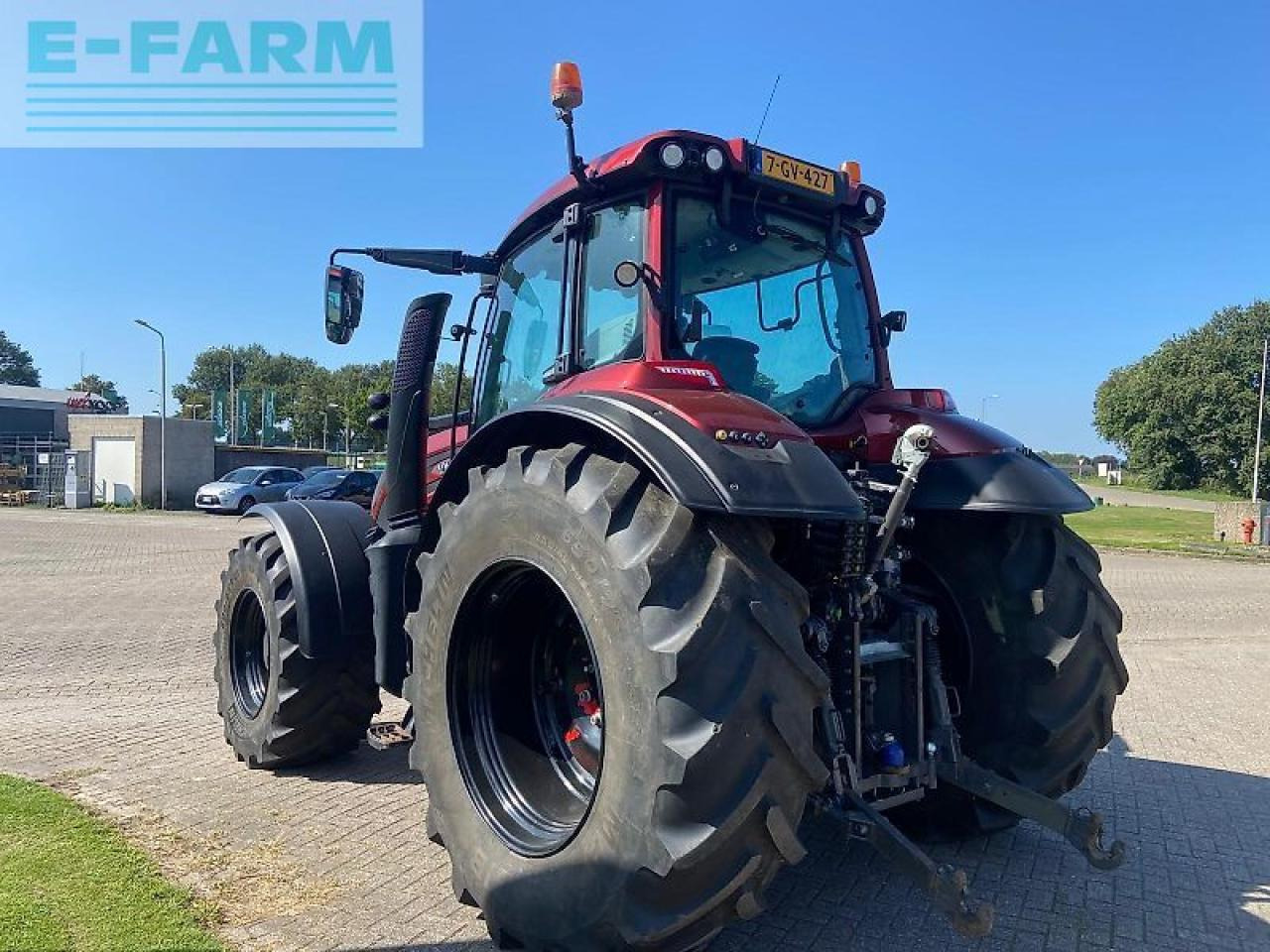 Farm tractor Valtra t 254: picture 7