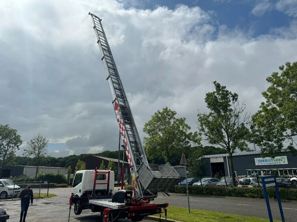 Leasing of Nissan 3X UNIT CABSTAR 35.13 + LIFT 25 METER + REMOTE C  Nissan 3X UNIT CABSTAR 35.13 + LIFT 25 METER + REMOTE C: picture 13