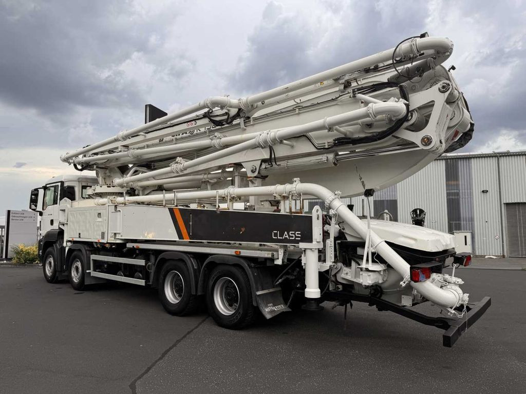 Concrete pump truck MAN TGS 41.460 8x4 BB Cifa K49 Classic 2x Funk: picture 8