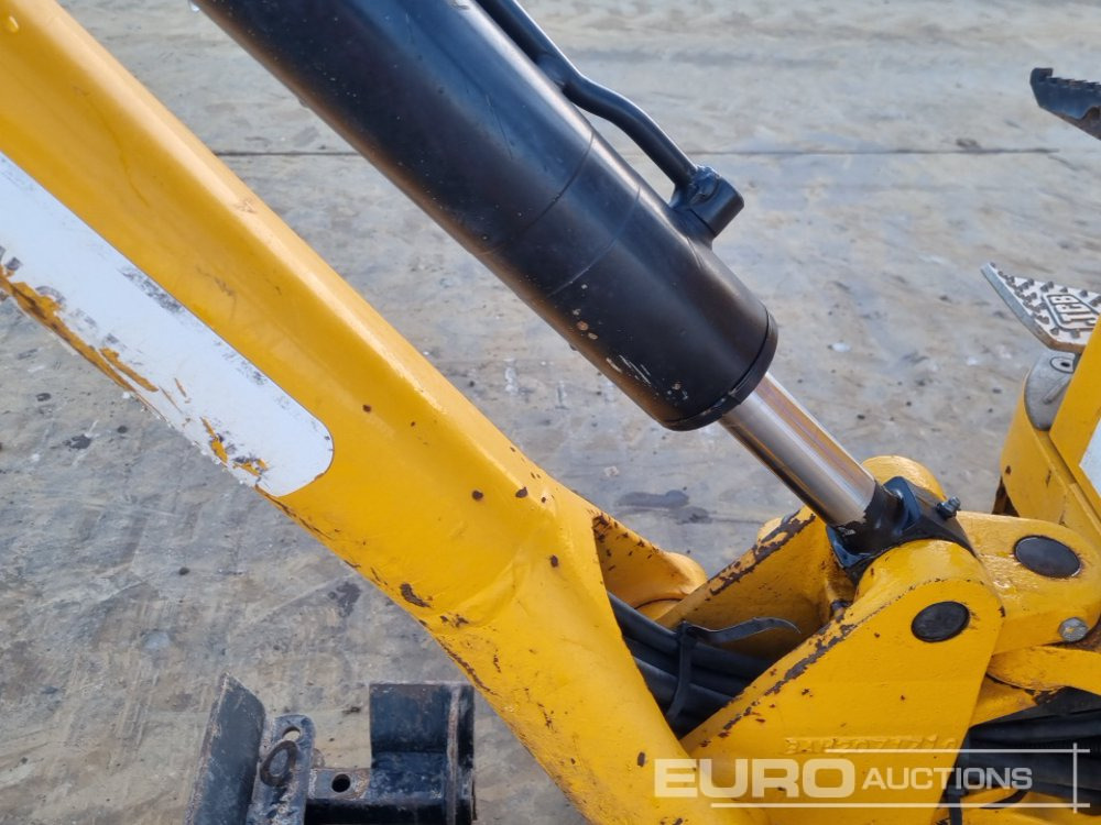 Mini excavator 2020 JCB 8008CTS: picture 27