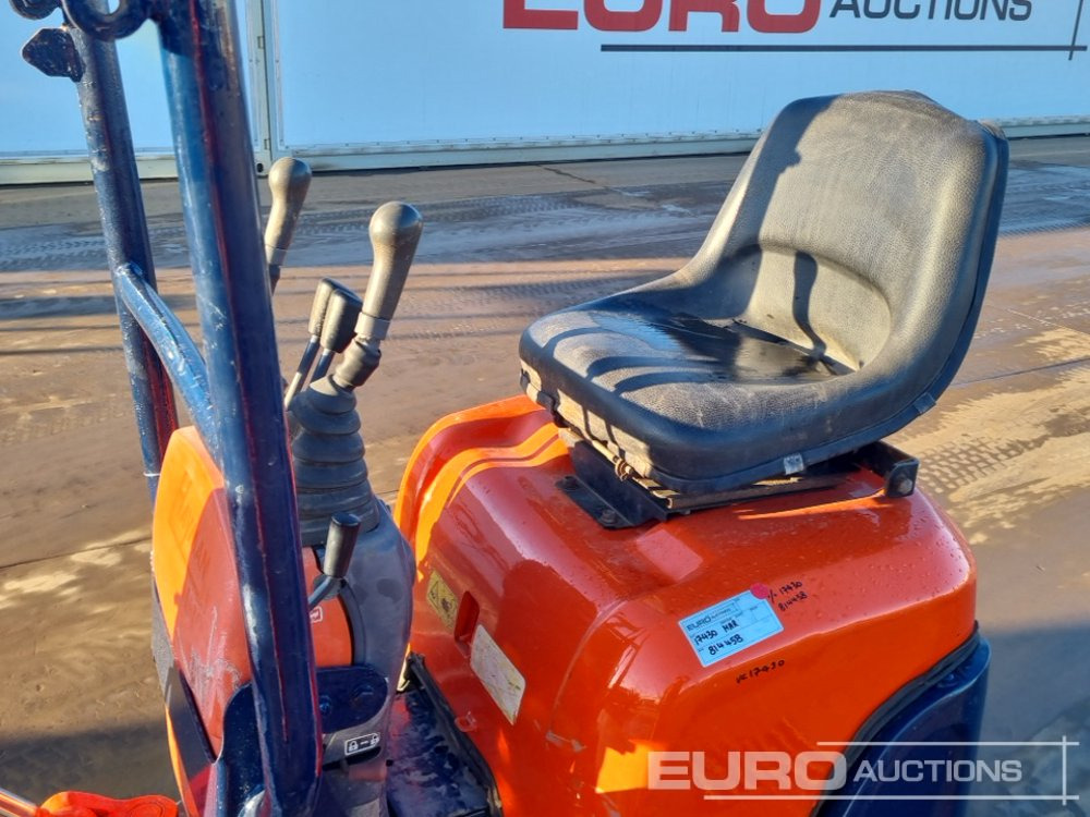 Mini excavator Kubota U10-3: picture 39