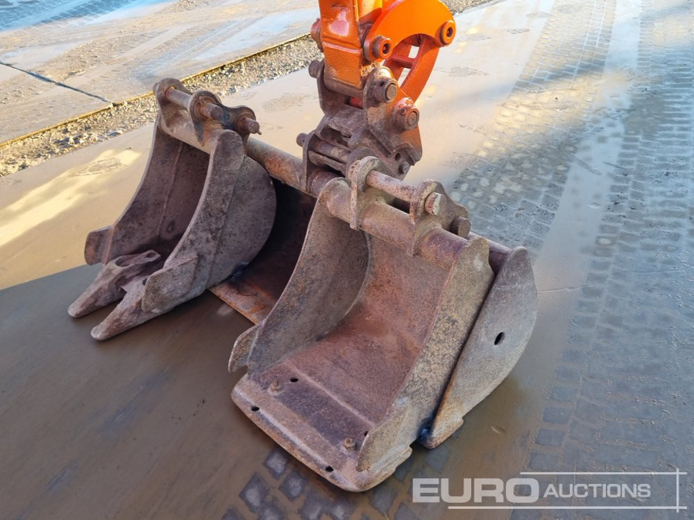 Mini excavator Kubota U10-3: picture 27