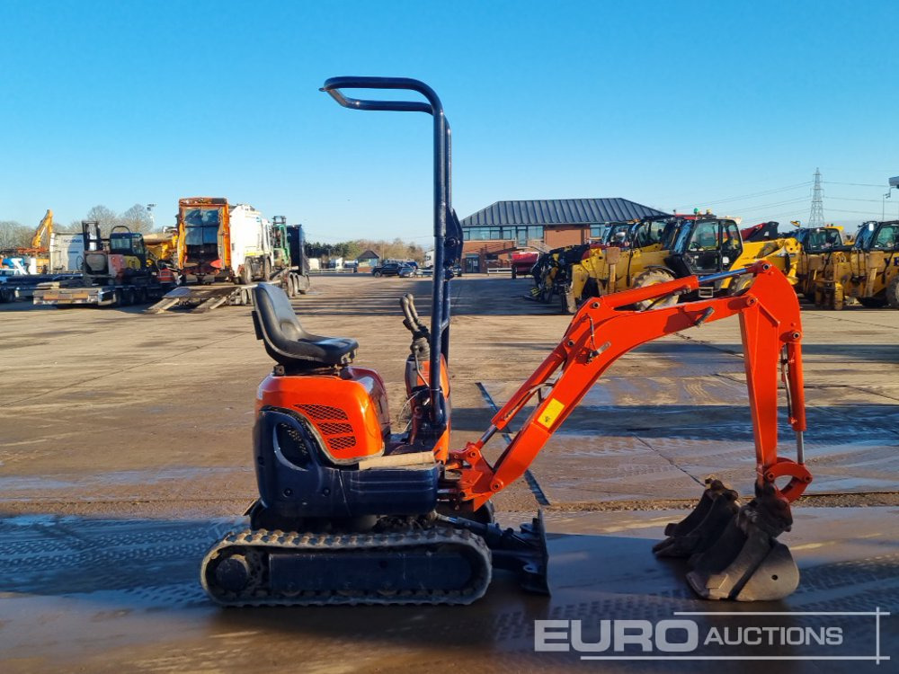 Mini excavator Kubota U10-3: picture 6