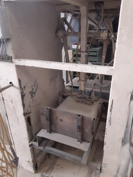 Construction equipment TECHNIPES ENSACHEUSE WEIGHER 400: picture 7