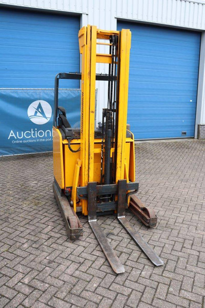 Reach truck Jungheinrich ETV 214: picture 6