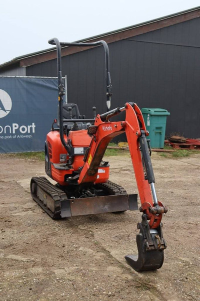 Mini excavator Kubota U10-3: picture 6