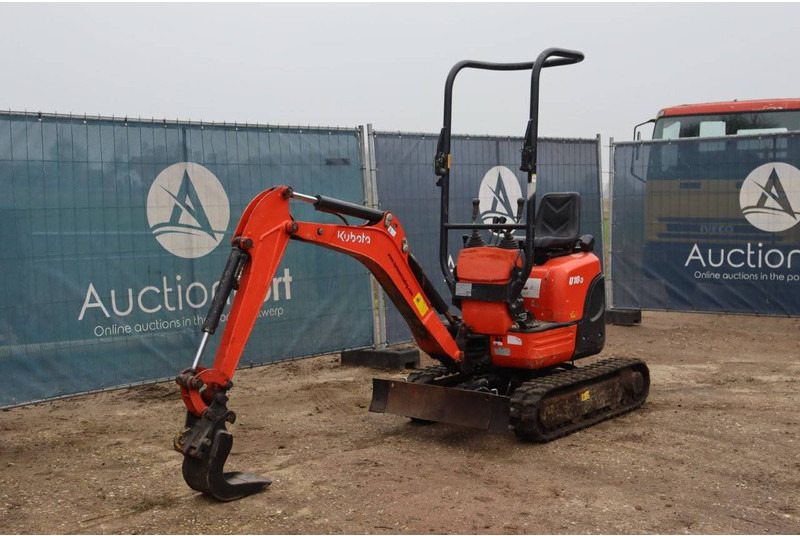 Mini excavator Kubota U10-3: picture 8