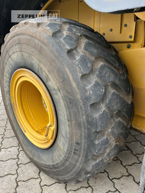 Wheel loader Cat 950M: picture 9